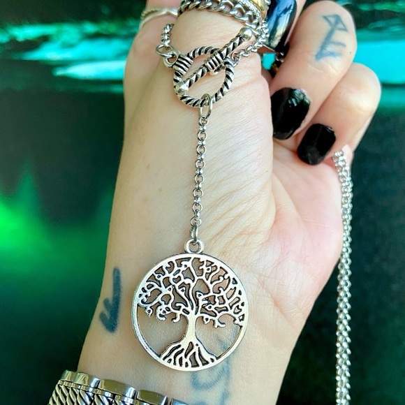 Y shape lariat necklace twisted cable round toggle clasp & tree if life charm - Picture 8 of 10